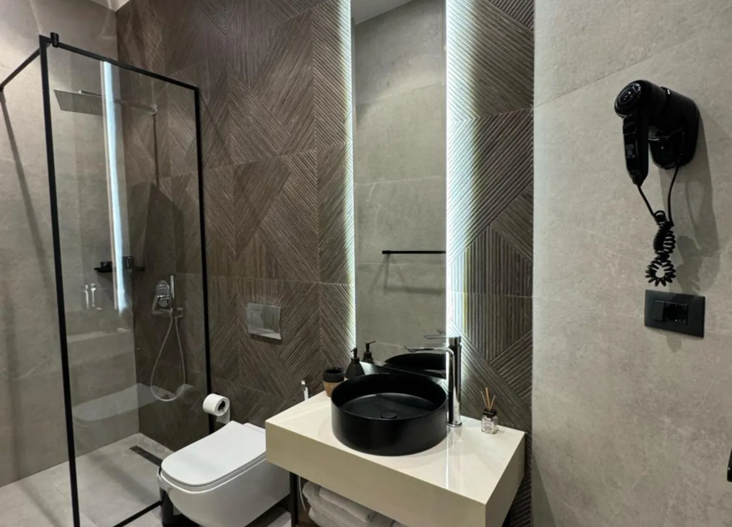 Nuna Hotel Radhimë Albánie