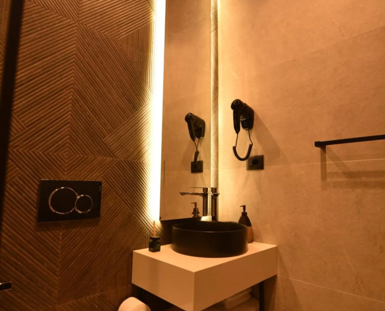 Nuna Hotel Radhimë Albania